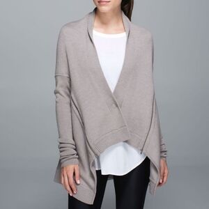 Lululemon Wrap It Up Cardigan Sweater Relaxed Taupe Size 4 Boho City Chic